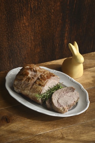 Rolowany schab z kiełbasą wagyu i chrzanem.jpg
